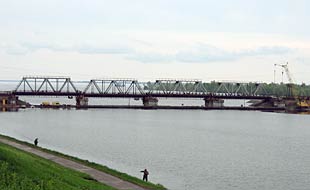железнодорожный мост через Сызранку